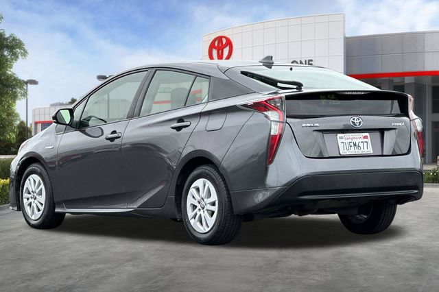 Used 2016 Toyota Prius Two FWD image 6