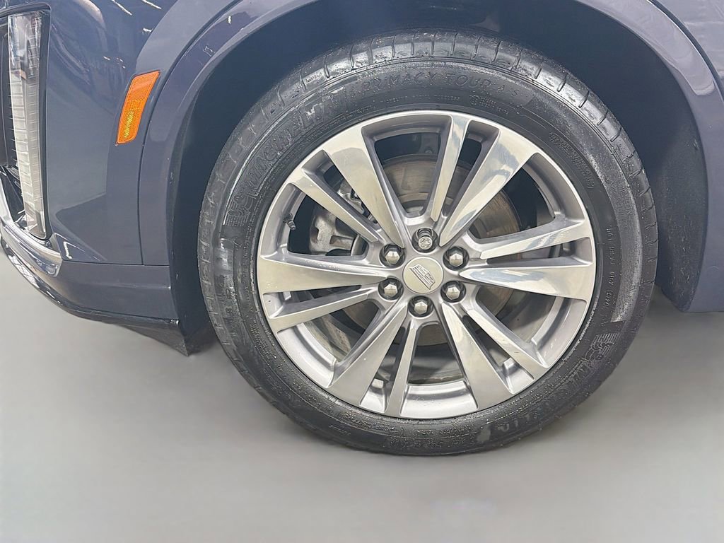 Used 2024 Cadillac XT6 Premium Luxury AWD/4WD image 36
