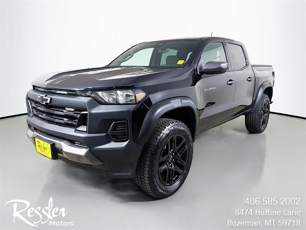 Used 2025 Chevrolet Colorado Trail Boss AWD/4WD video 1