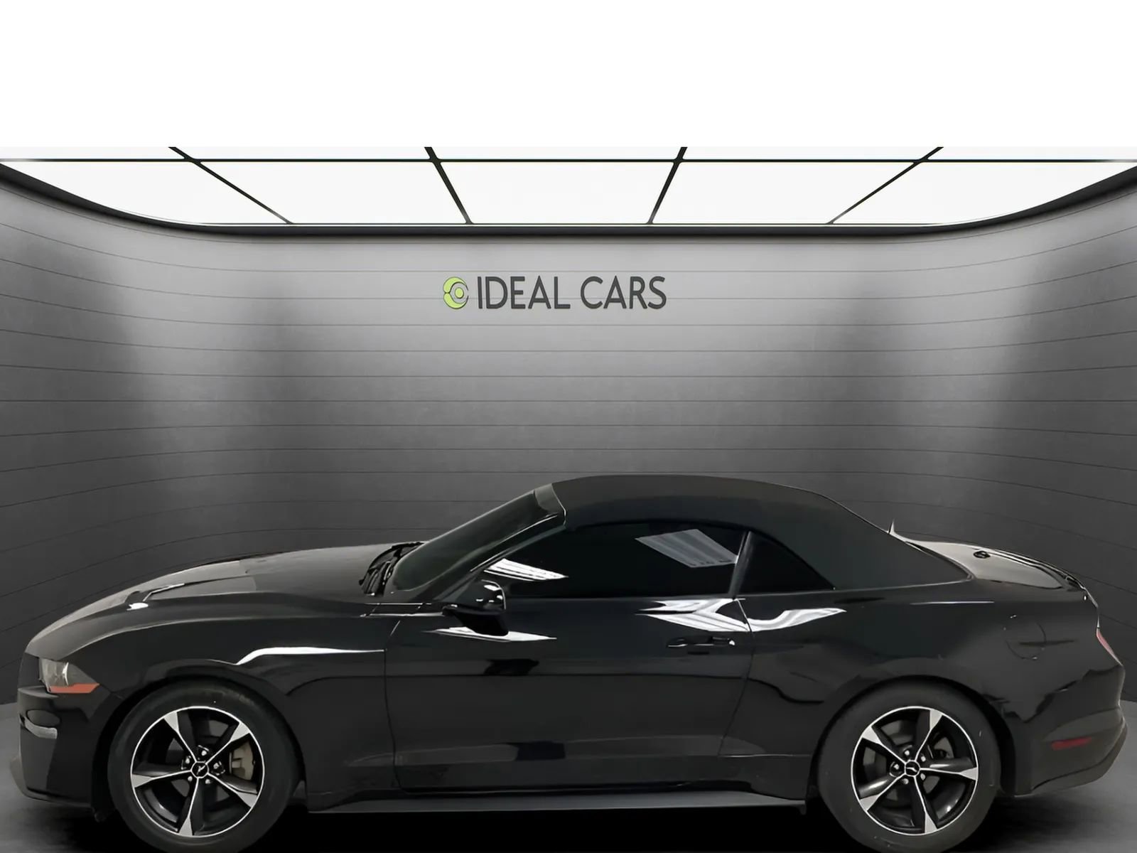 Used 2019 Ford Mustang Convertible w/ Equipment Group 101A RWD image 8