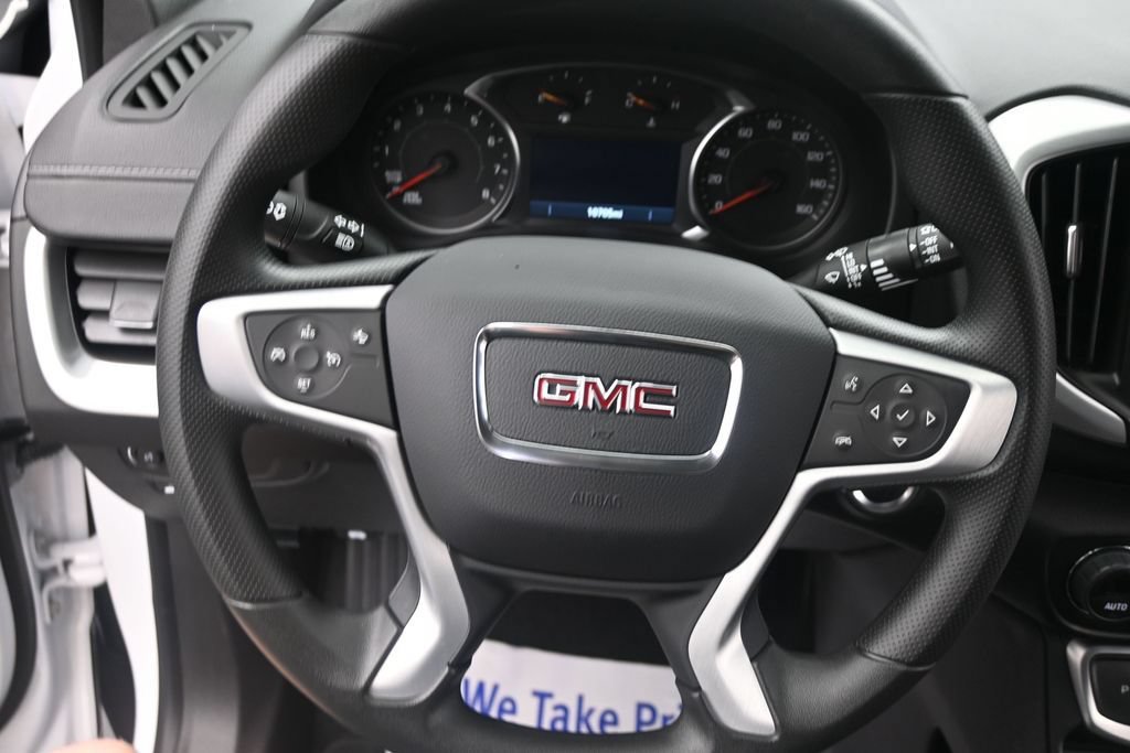 Used 2024 GMC Terrain SLE w/ Driver Convenience Package FWD image 26