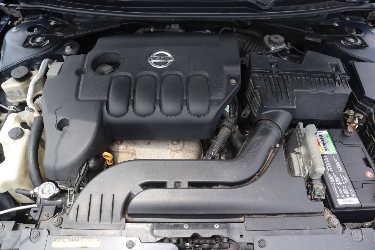 Used 2012 Nissan Altima 2.5 SL w/ 2.5SL Pkg FWD image 36