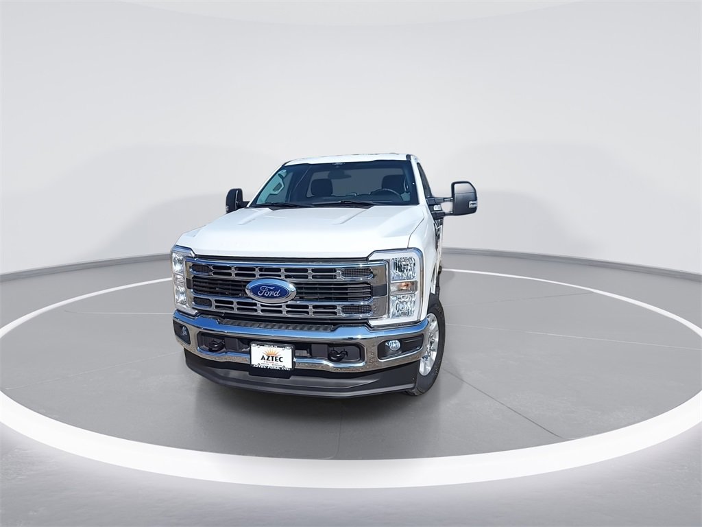 Used 2024 Ford F350 XLT w/ FX4 Off-Road Package image 3