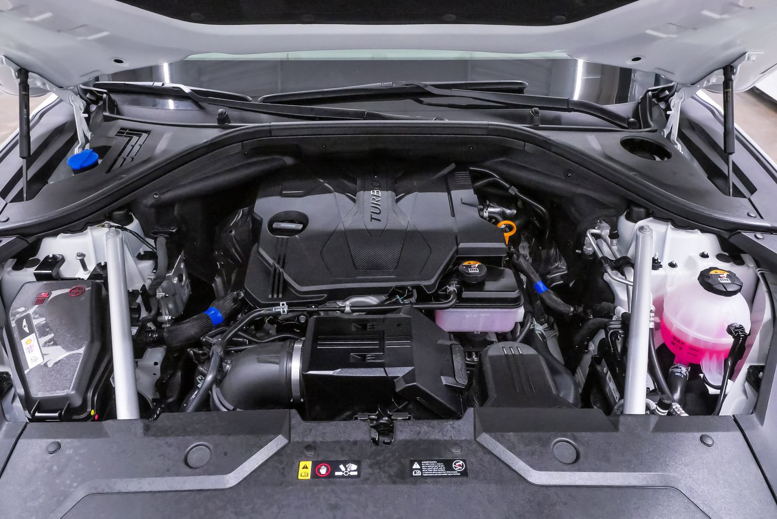 Certified 2026 Genesis GV70 2.5T Advanced image 22