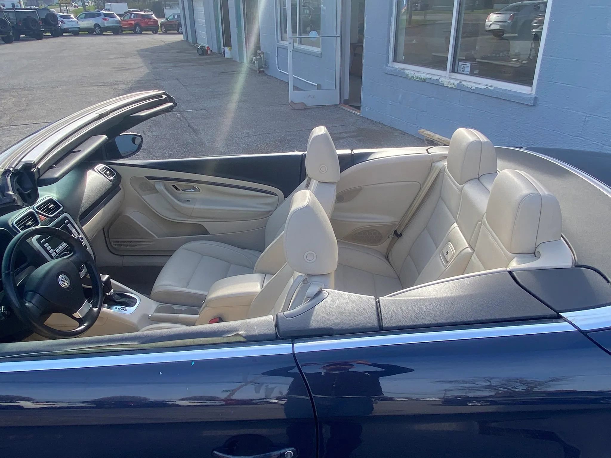 Used 2009 Volkswagen Eos Komfort image 3