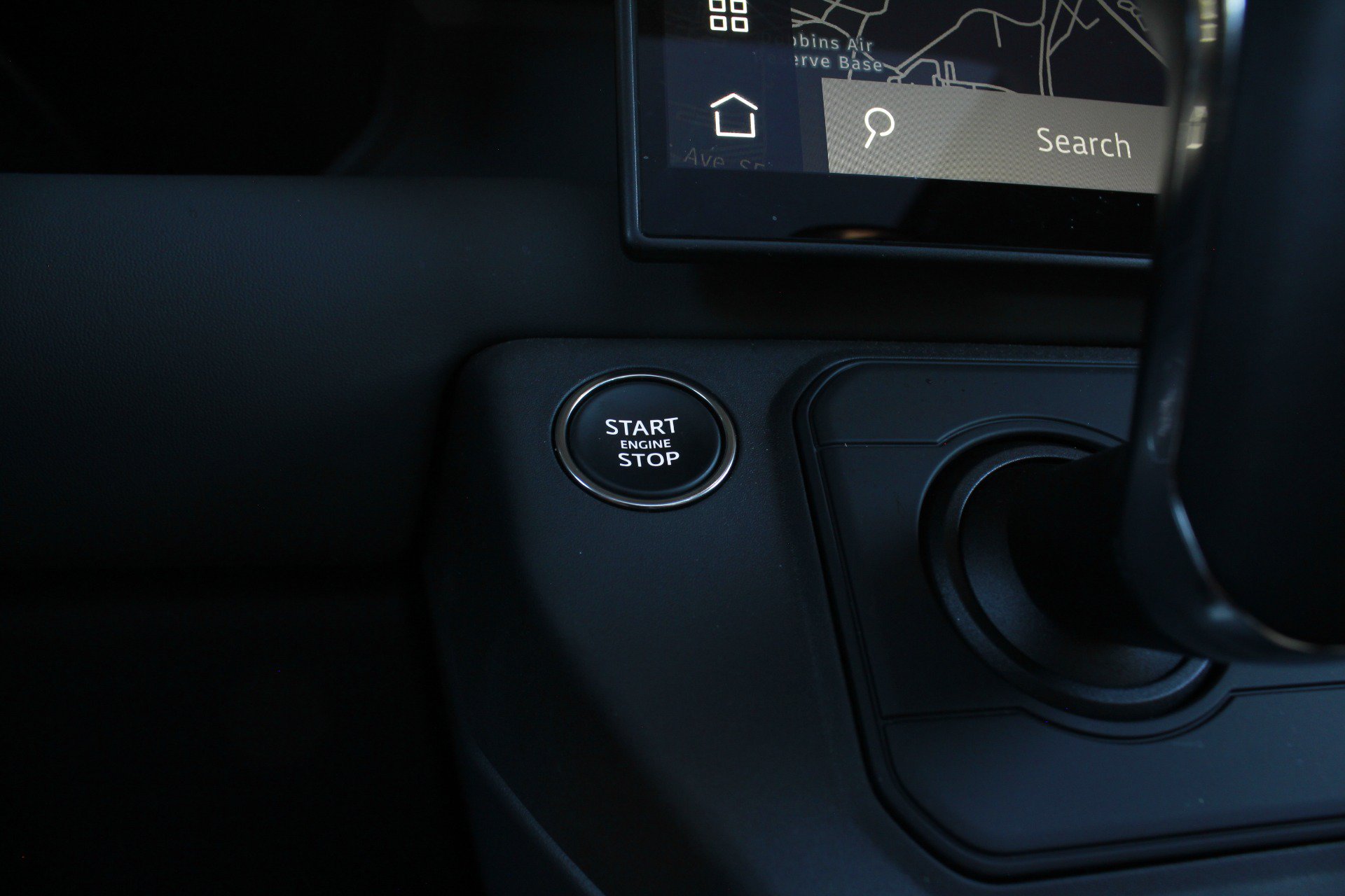Used 2026 Land Rover Defender 110 X-Dynamic SE AWD/4WD image 81