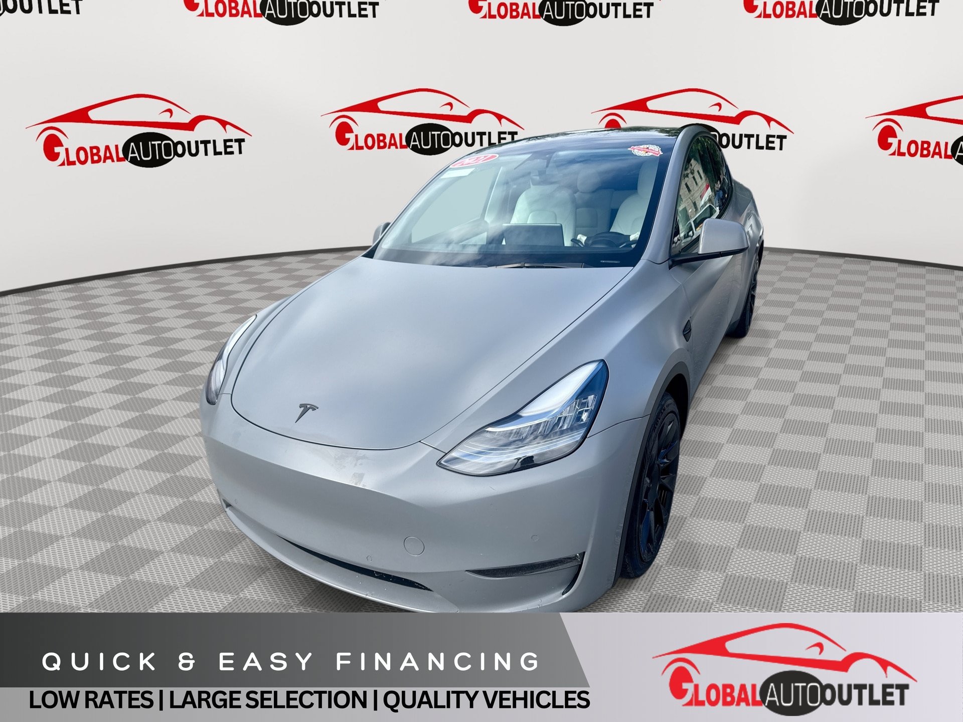 Used 2021 Tesla Model Y Long Range AWD/4WD image 1