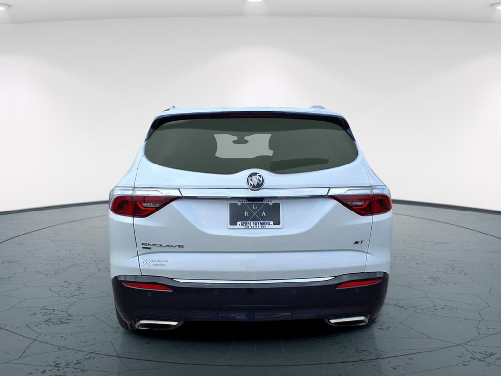 Used 2023 Buick Enclave Essence w/ Experience Buick Package image 6
