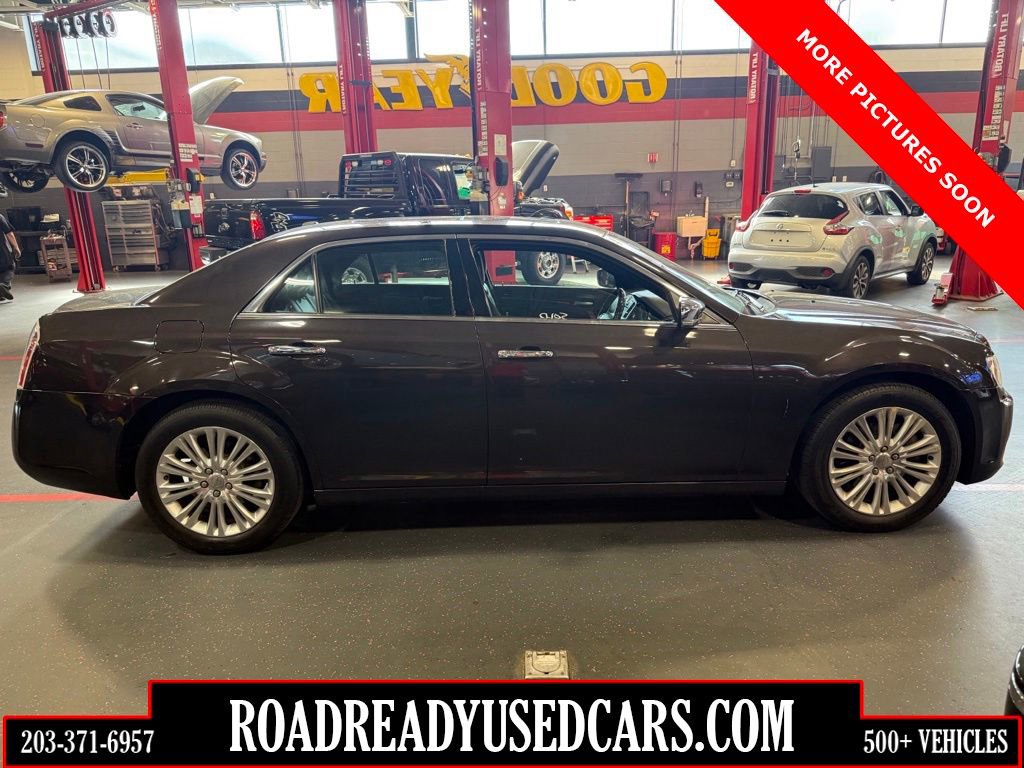 Used 2012 Chrysler 300 C w/ 19-Premium Speaker Group