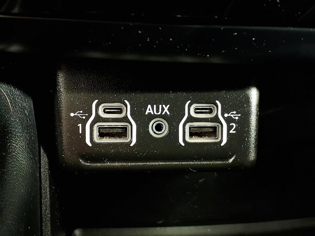 Used 2023 Dodge Durango GT RWD image 25