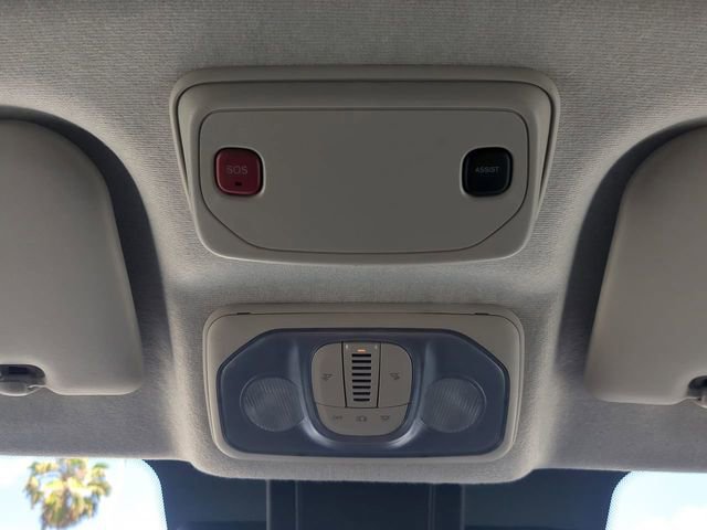 Used 2025 RAM ProMaster 2500 w/ U-Haul Equipment Group FWD image 21