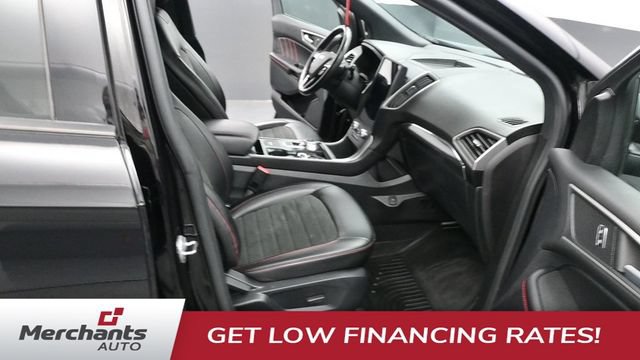 Used 2022 Ford Edge ST-Line w/ Class II Trailer Tow Package AWD/4WD image 15