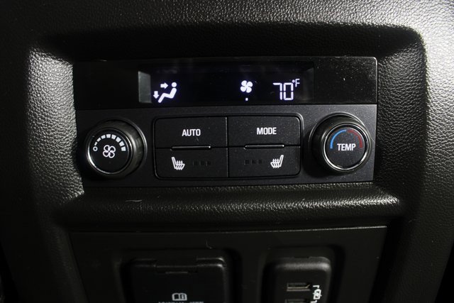 Used 2023 Chevrolet Traverse High Country image 23