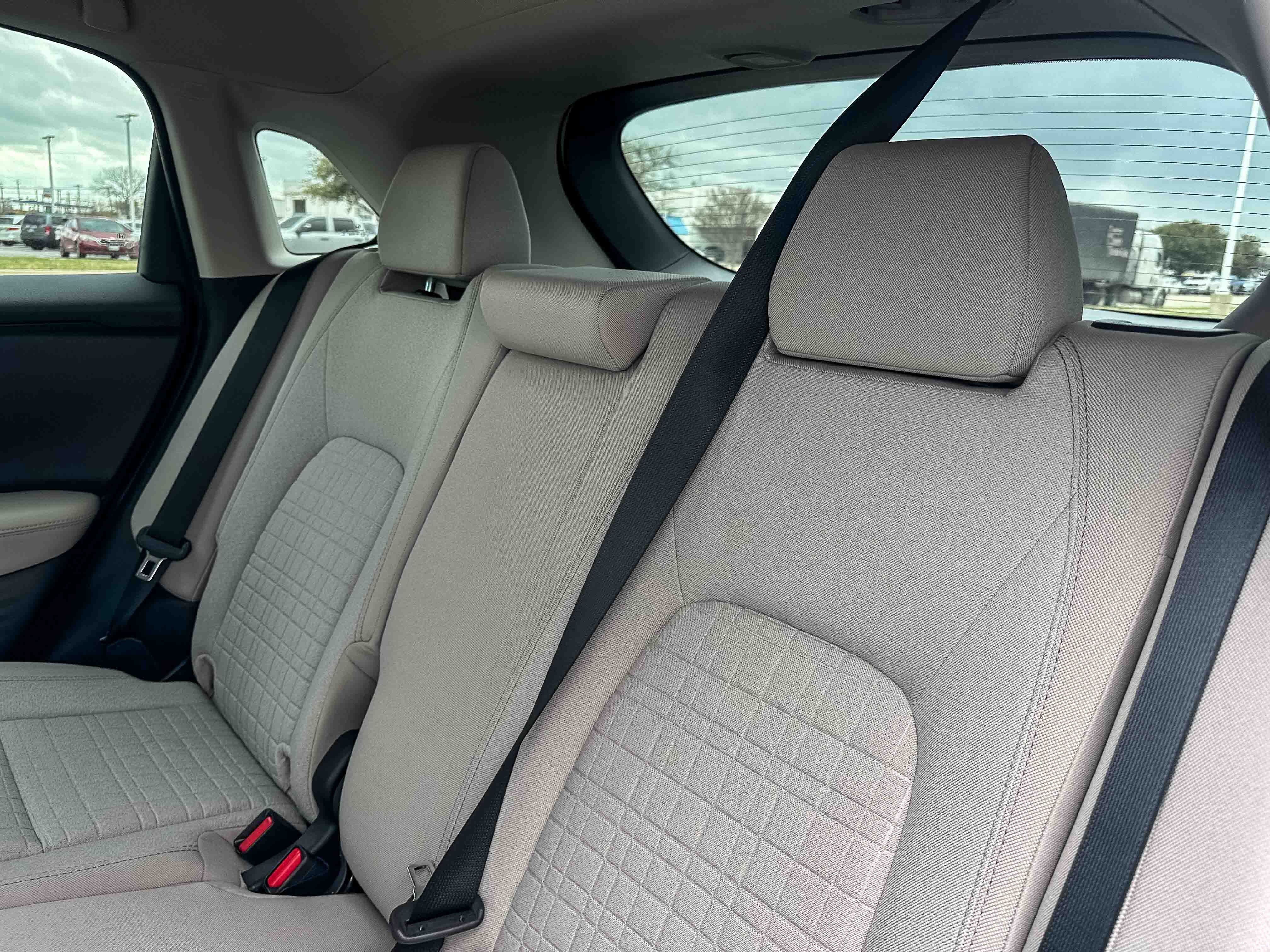 Used 2025 Honda HR-V LX image 19