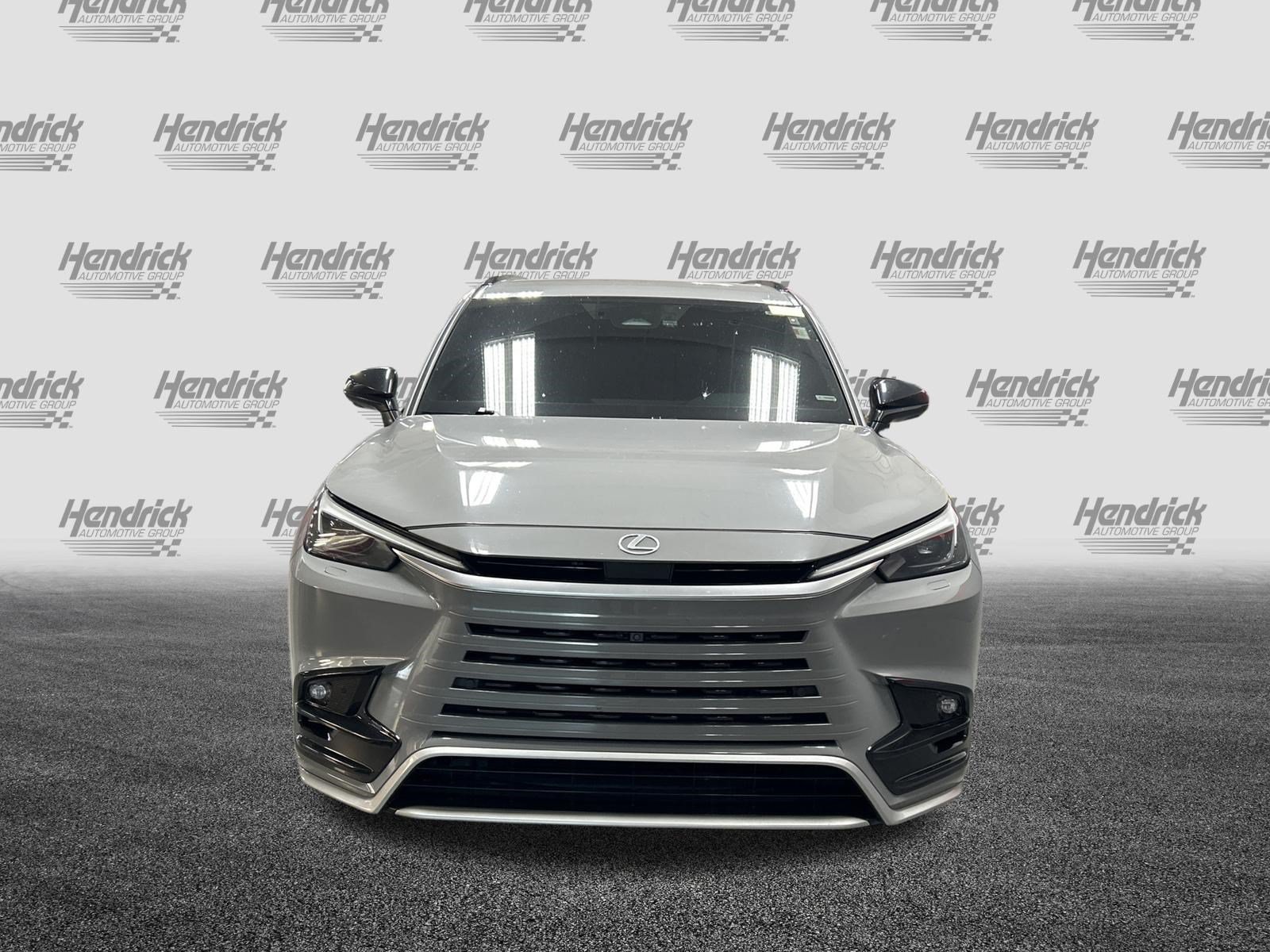 Used 2024 Lexus TX 500h AWD w/ Technology Package image 3