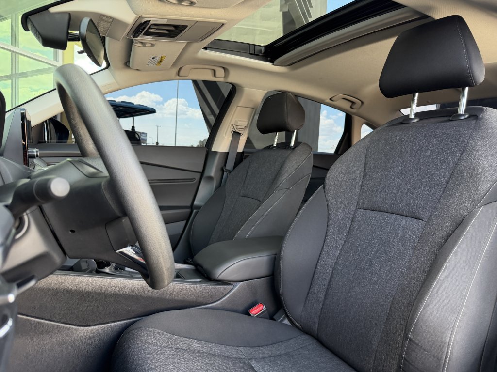 Used 2025 Honda Accord SE image 30