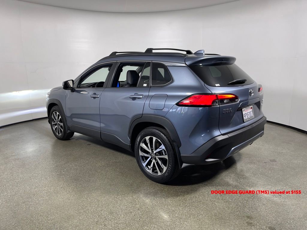 Certified 2024 Toyota Corolla Cross XLE w/ Convenience Package image 5