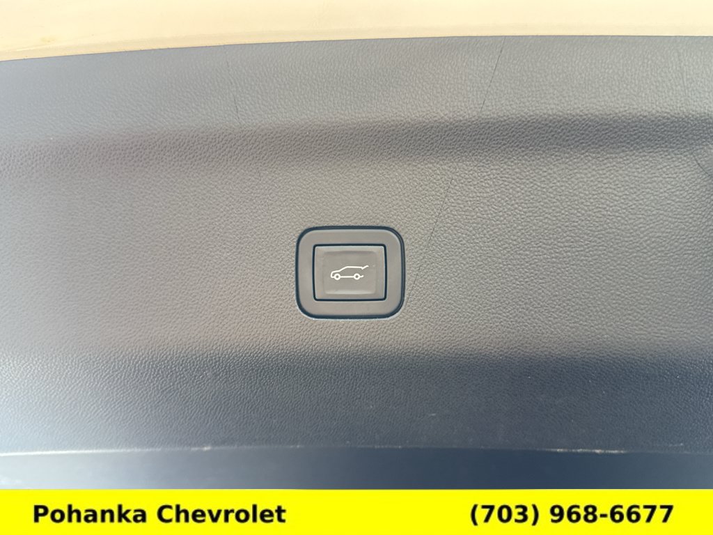 Used 2025 Chevrolet Suburban High Country AWD/4WD image 36