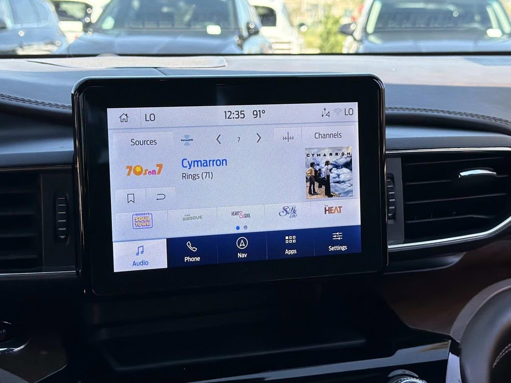 Used 2023 Ford Explorer King Ranch w/ Class IV Trailer Tow Package image 14