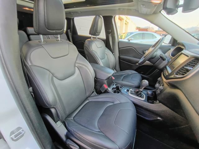 Used 2018 Jeep Cherokee Limited image 45