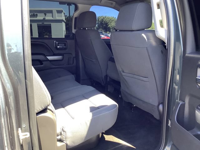 Used 2018 Chevrolet Silverado 1500 LT w/ All Star Edition RWD image 30