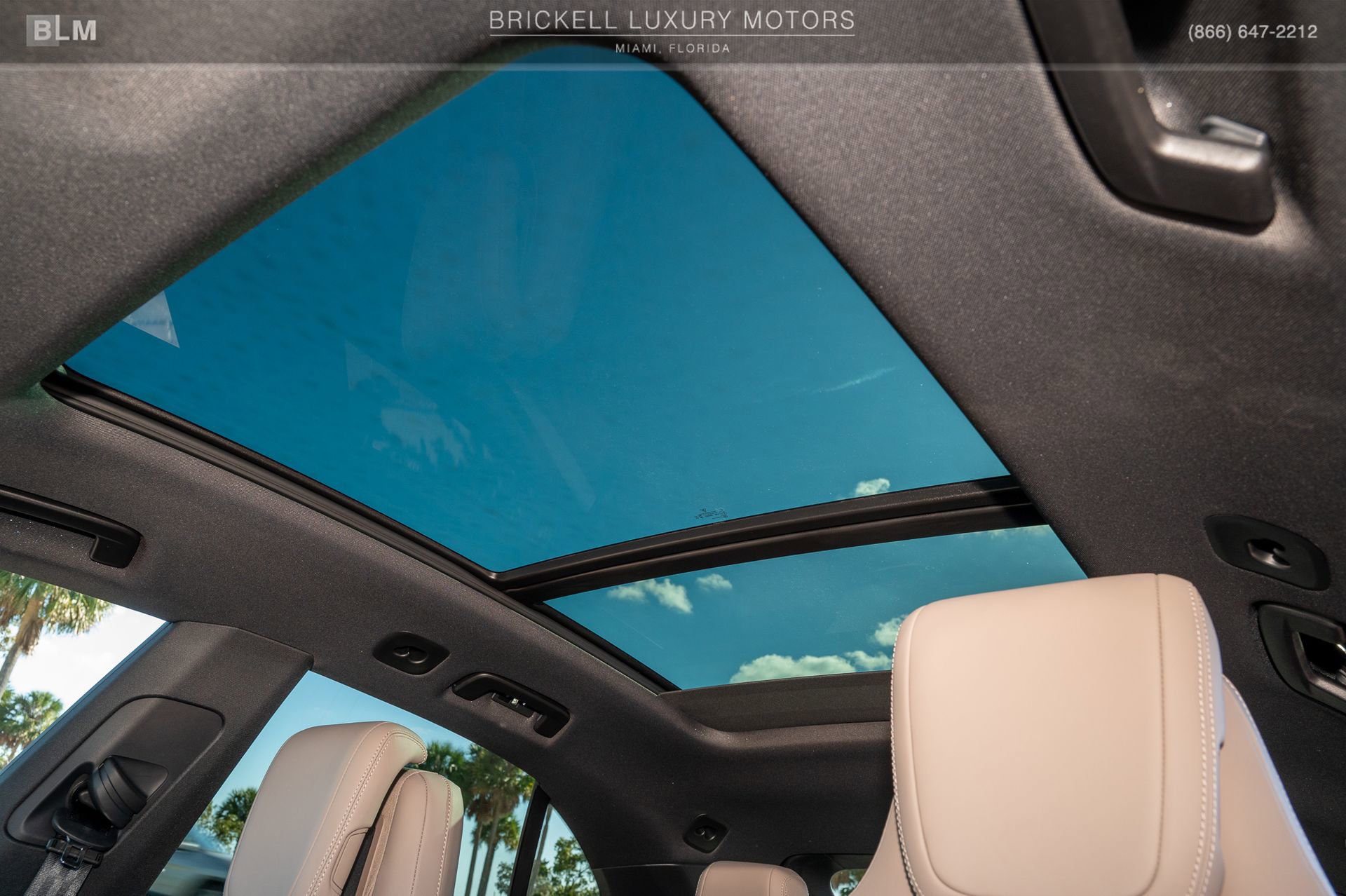 Used 2025 Porsche Macan 4 Electric image 29