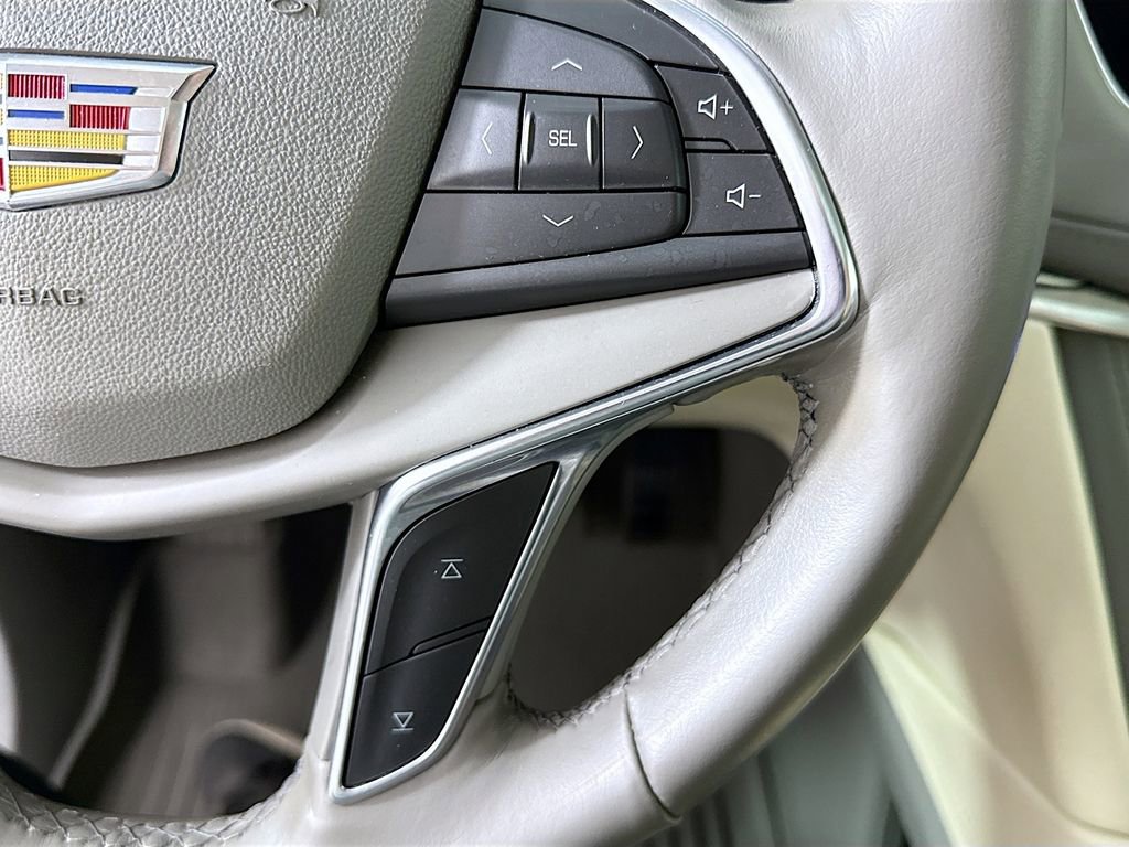 Used 2019 Cadillac XT5 Luxury FWD image 12