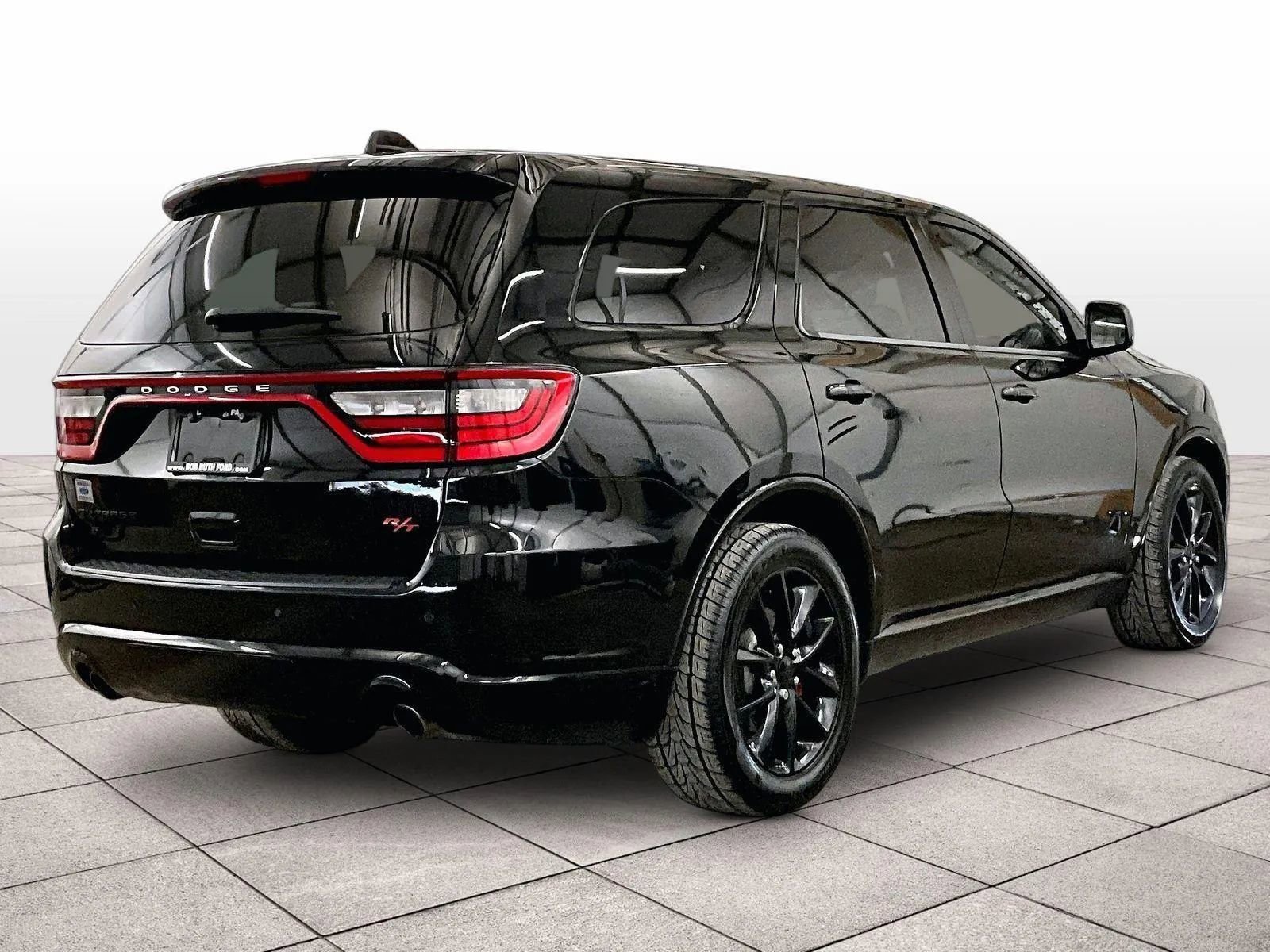 Used 2018 Dodge Durango R/T w/ Technology Group image 12