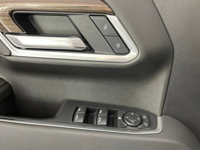 Used 2025 Chevrolet Silverado 1500 LT RWD image 34