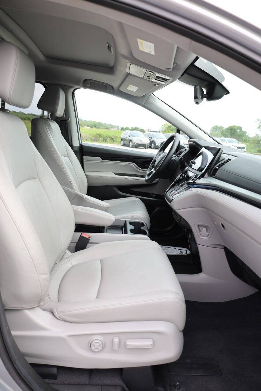 Used 2022 Honda Odyssey Touring image 15