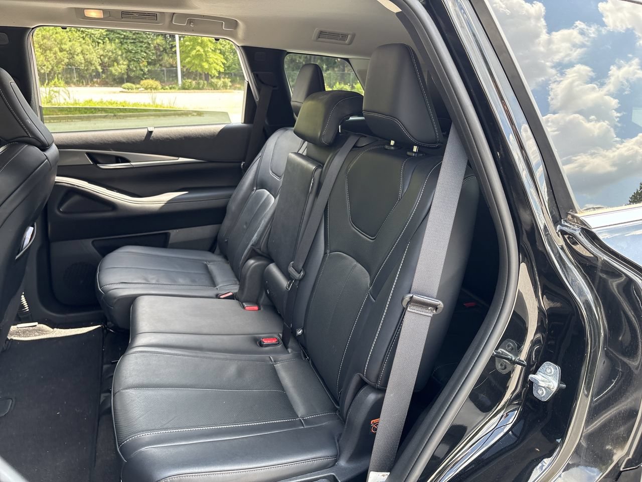 Used 2023 INFINITI QX60 Luxe w/ Cargo Package AWD/4WD image 21