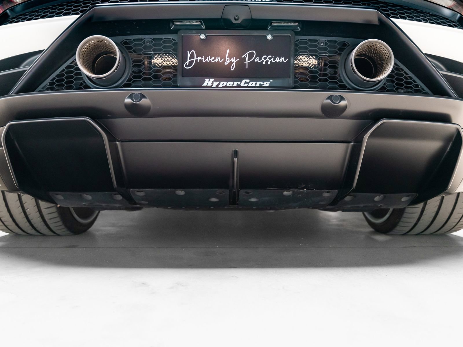 Used 2021 Lamborghini Huracan EVO RWD image 43