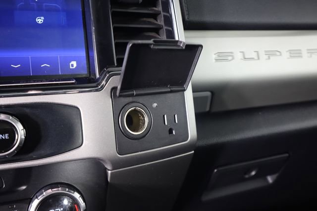 Used 2022 Ford F250 Lariat w/ Black Appearance Package image 65