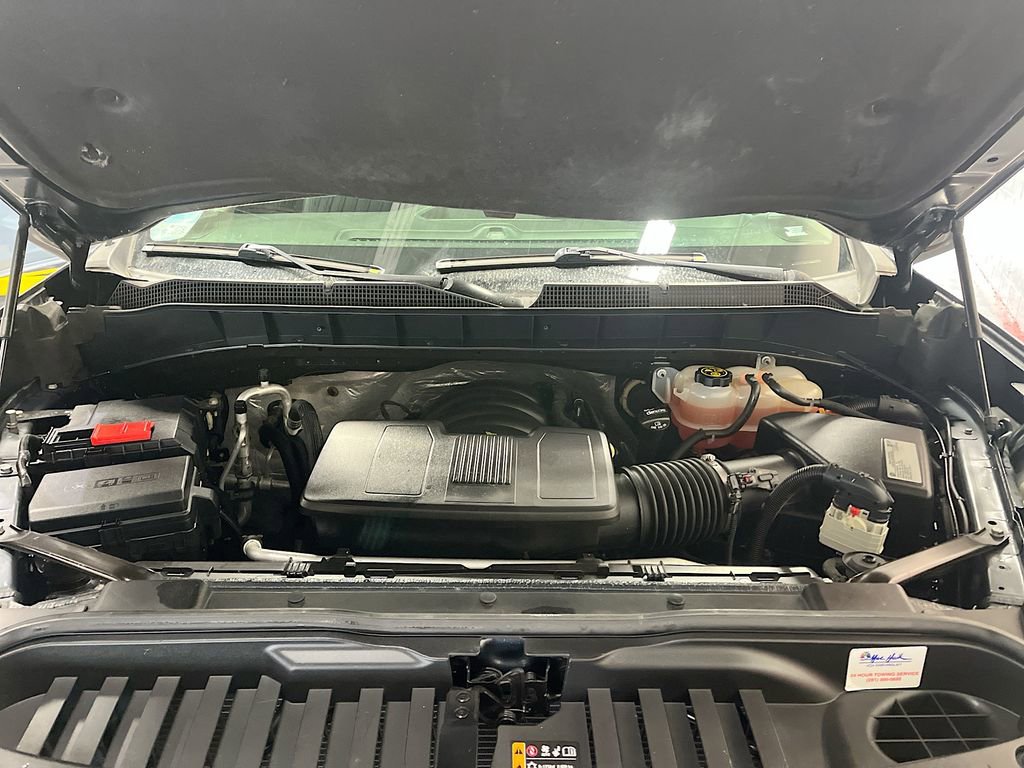 Used 2019 Chevrolet Silverado 1500 Custom w/ Custom Value Package AWD/4WD image 29