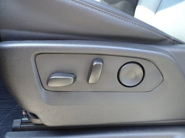 Used 2023 Chevrolet Tahoe LT w/ Luxury Package AWD/4WD image 10