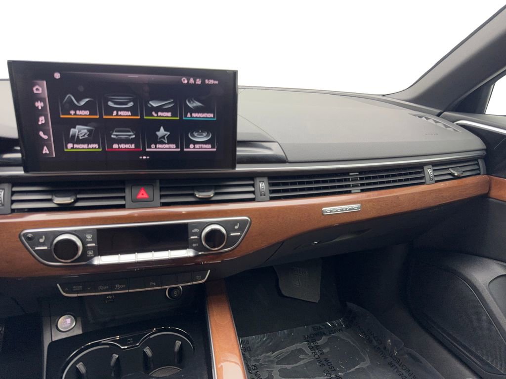 Used 2023 Audi A4 2.0T Premium w/ Convenience Package image 55