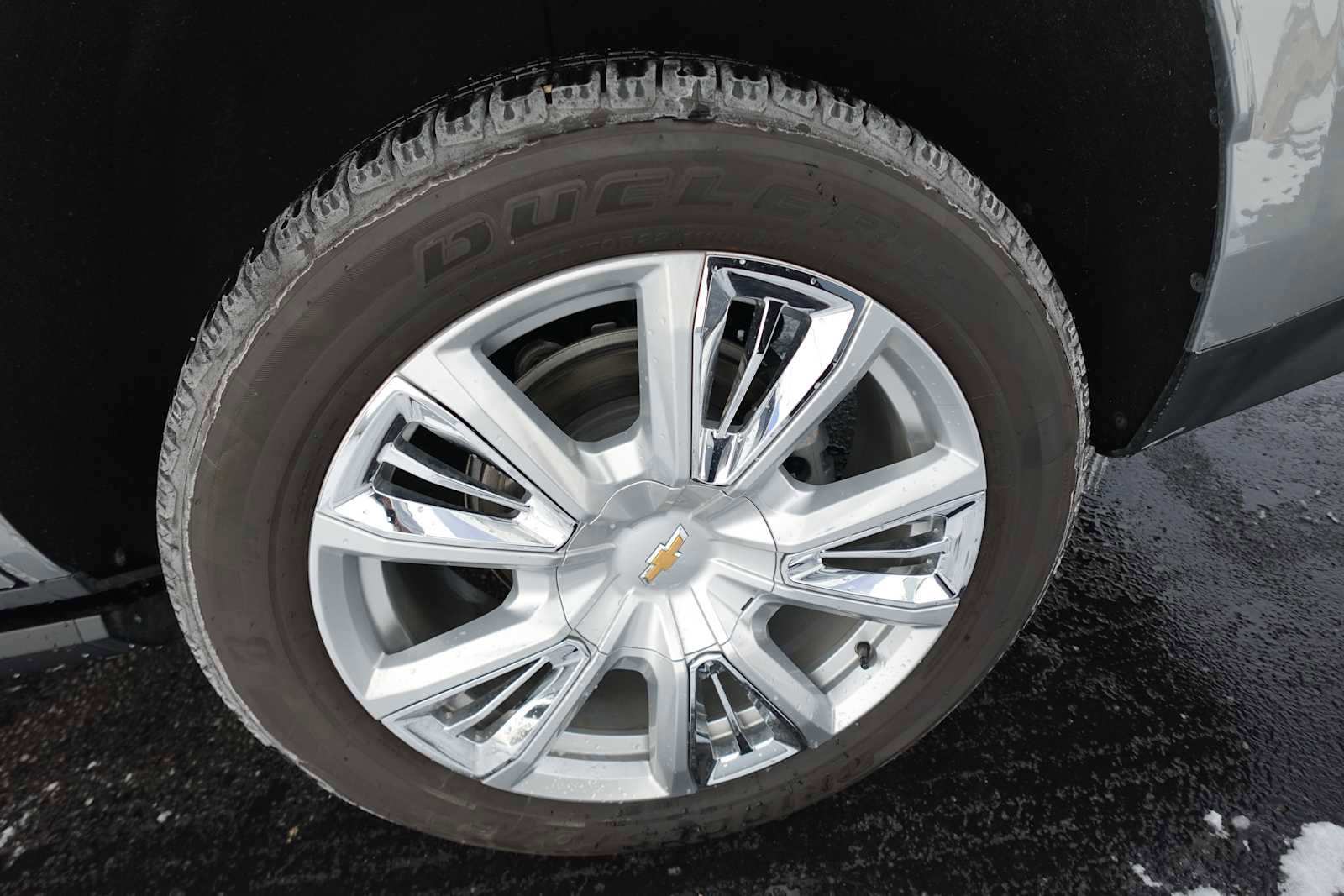 Used 2023 Chevrolet Tahoe High Country w/ Premium Package image 36