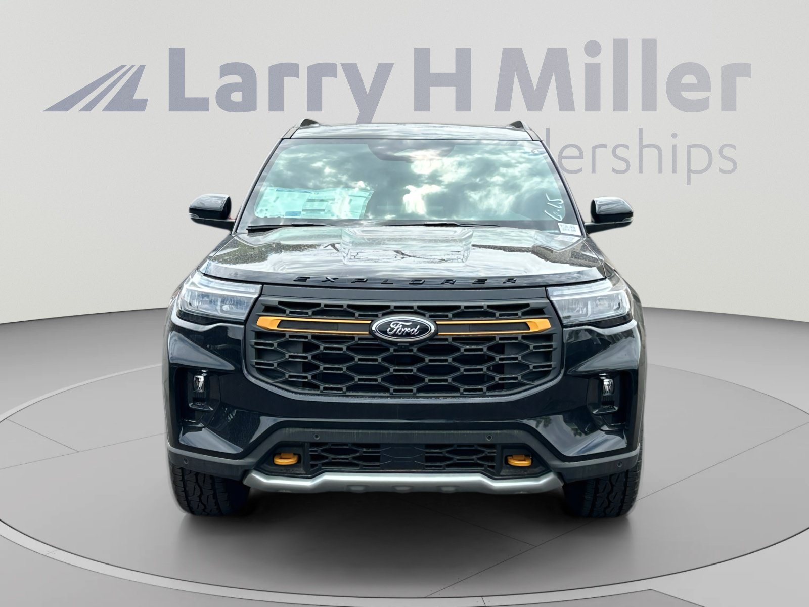 New 2026 Ford Explorer Tremor w/ Tremor Ultimate Package AWD/4WD image 8