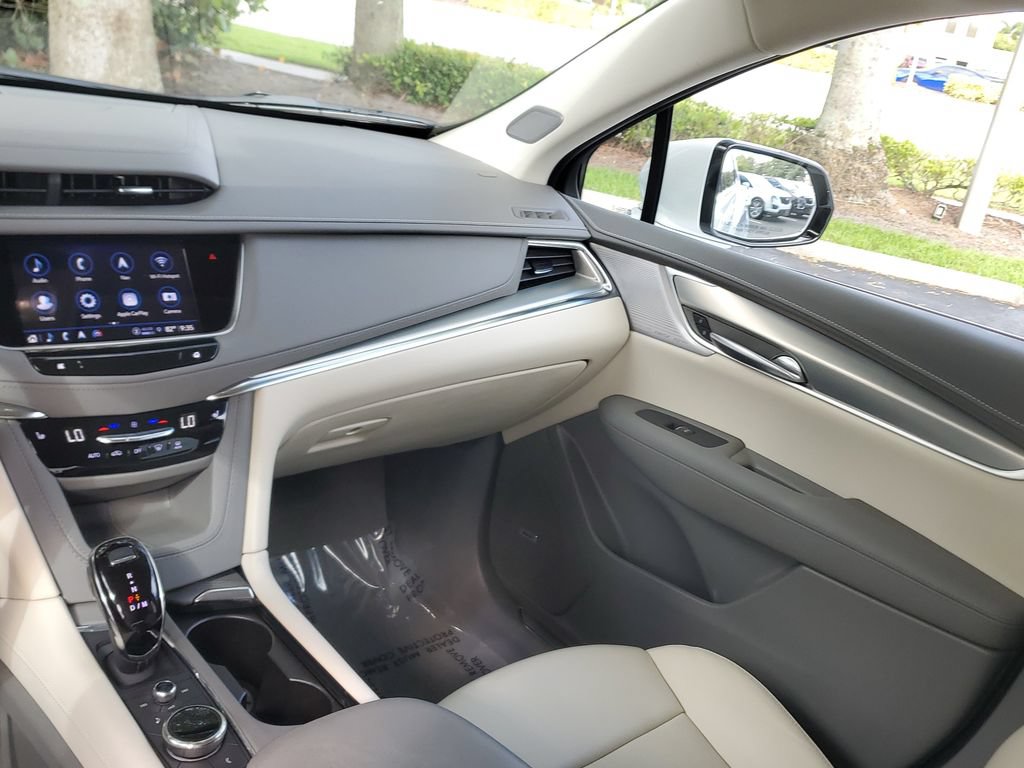 Certified 2023 Cadillac XT5 Premium Luxury w/ Technology Package FWD image 20