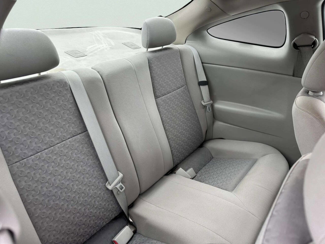 Used 2010 Chevrolet Cobalt LS image 16