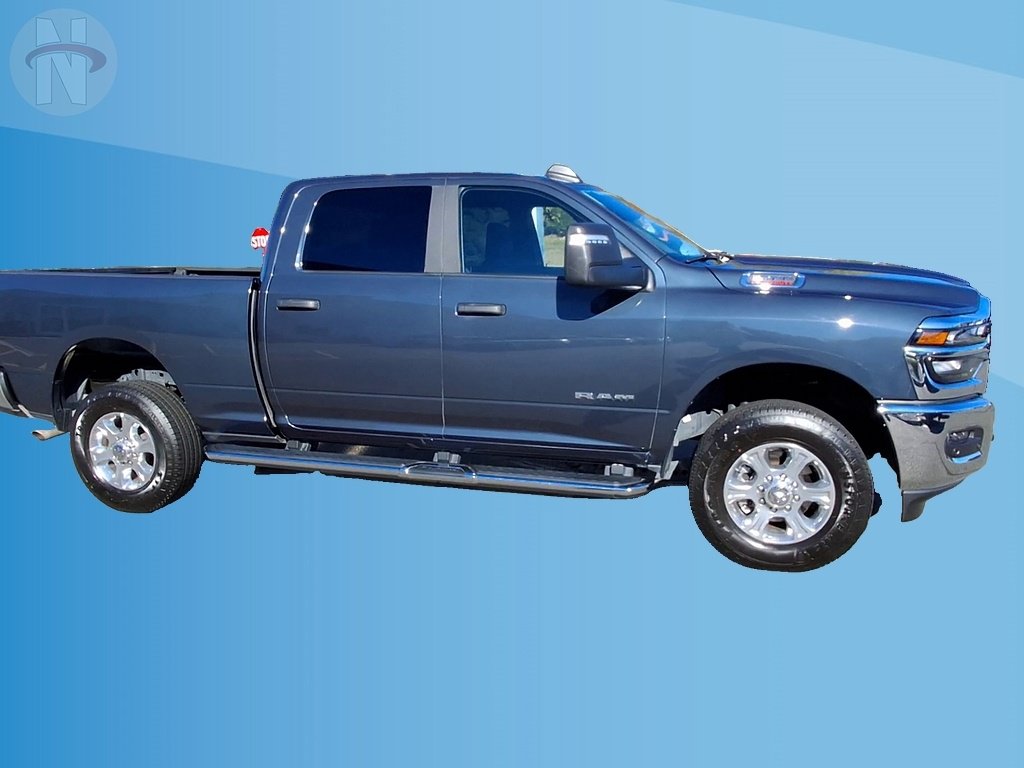 Used 2026 RAM 2500 Big Horn AWD/4WD image 2