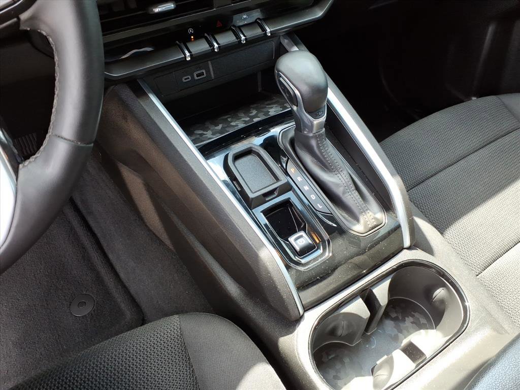 Used 2023 Chevrolet Colorado LT w/ LT Convenience Package RWD image 32