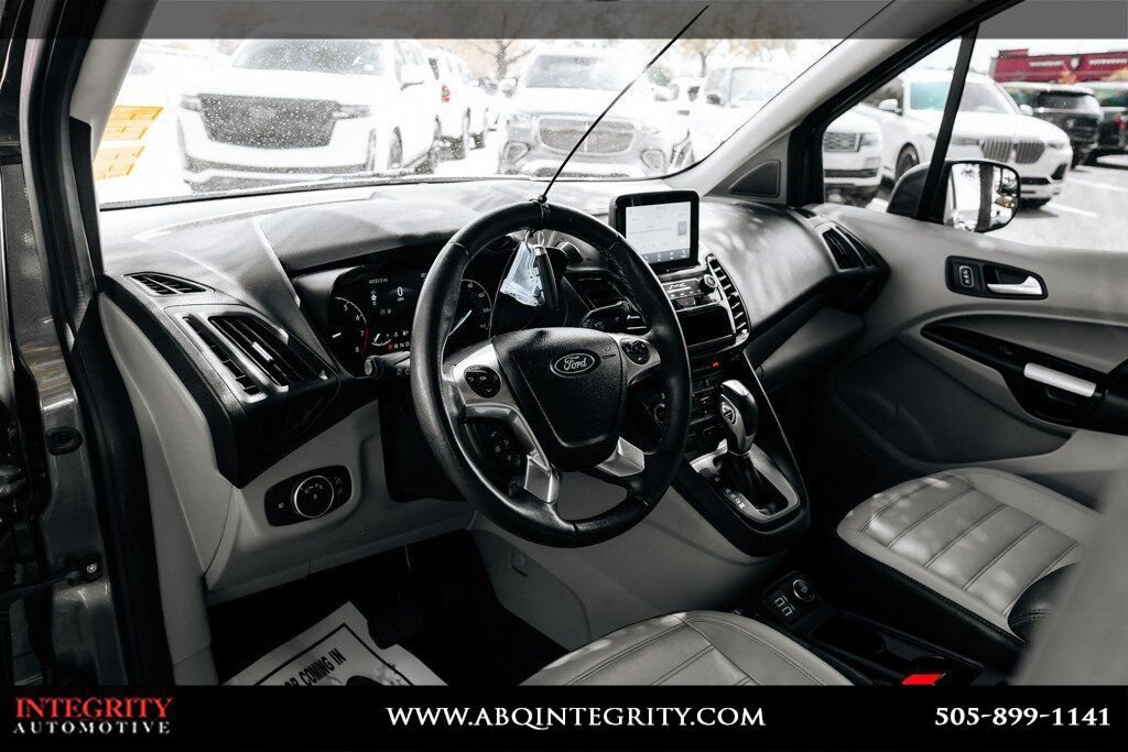 Used 2019 Ford Transit Connect Titanium w/ Titanium Premium Package FWD image 7