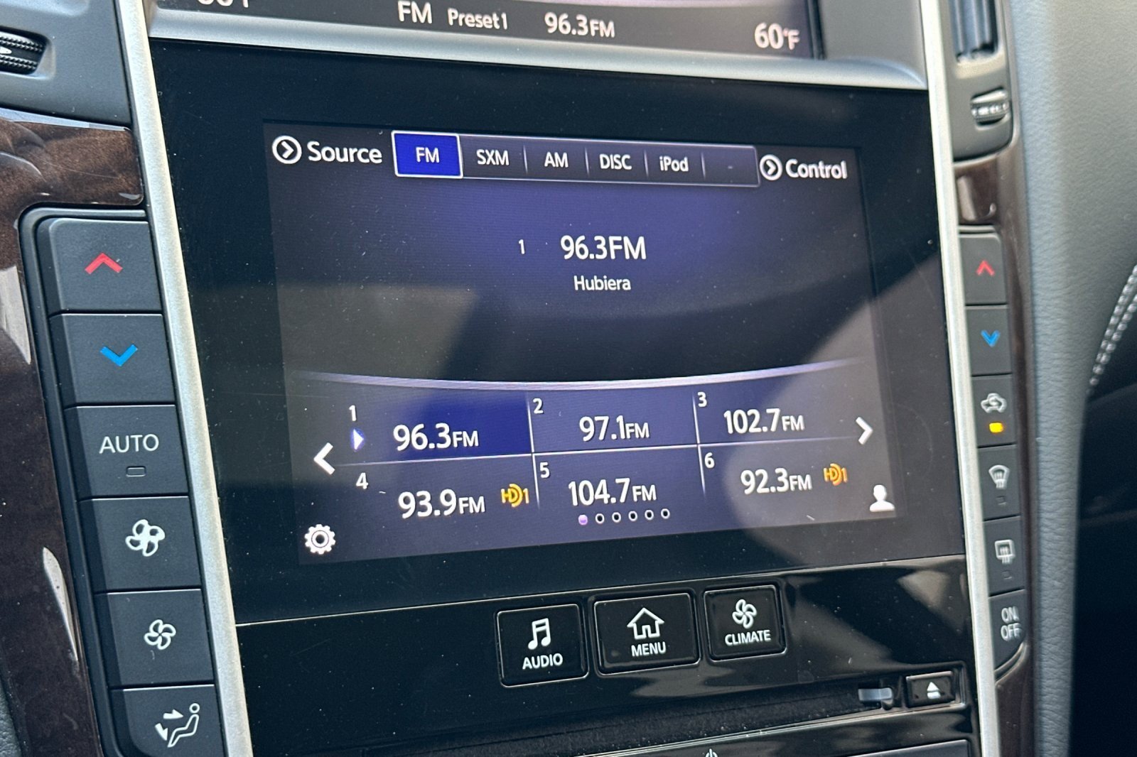 Used 2019 INFINITI Q50 Luxe RWD image 16
