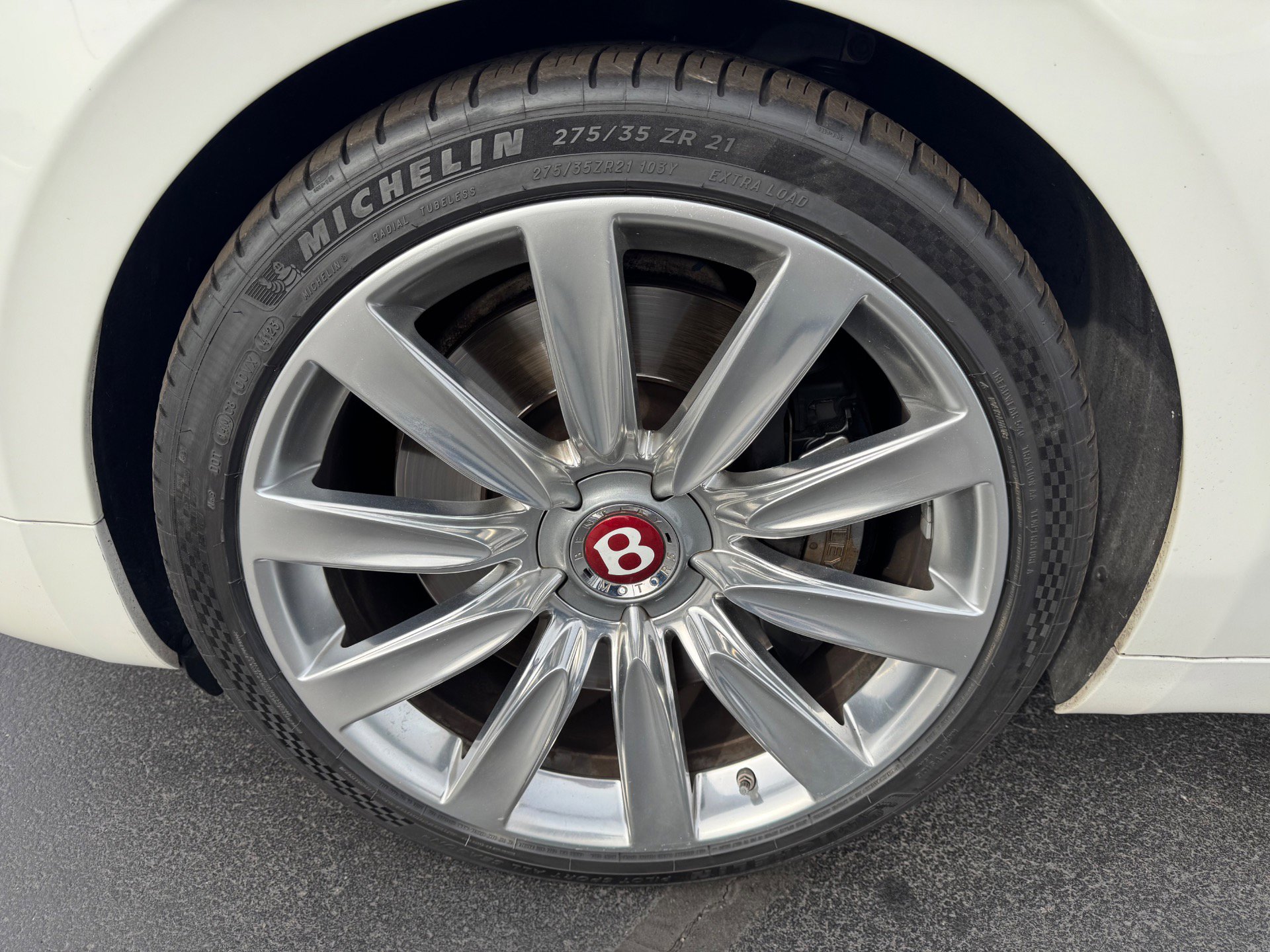 Used 2016 Bentley Flying Spur V8 image 39