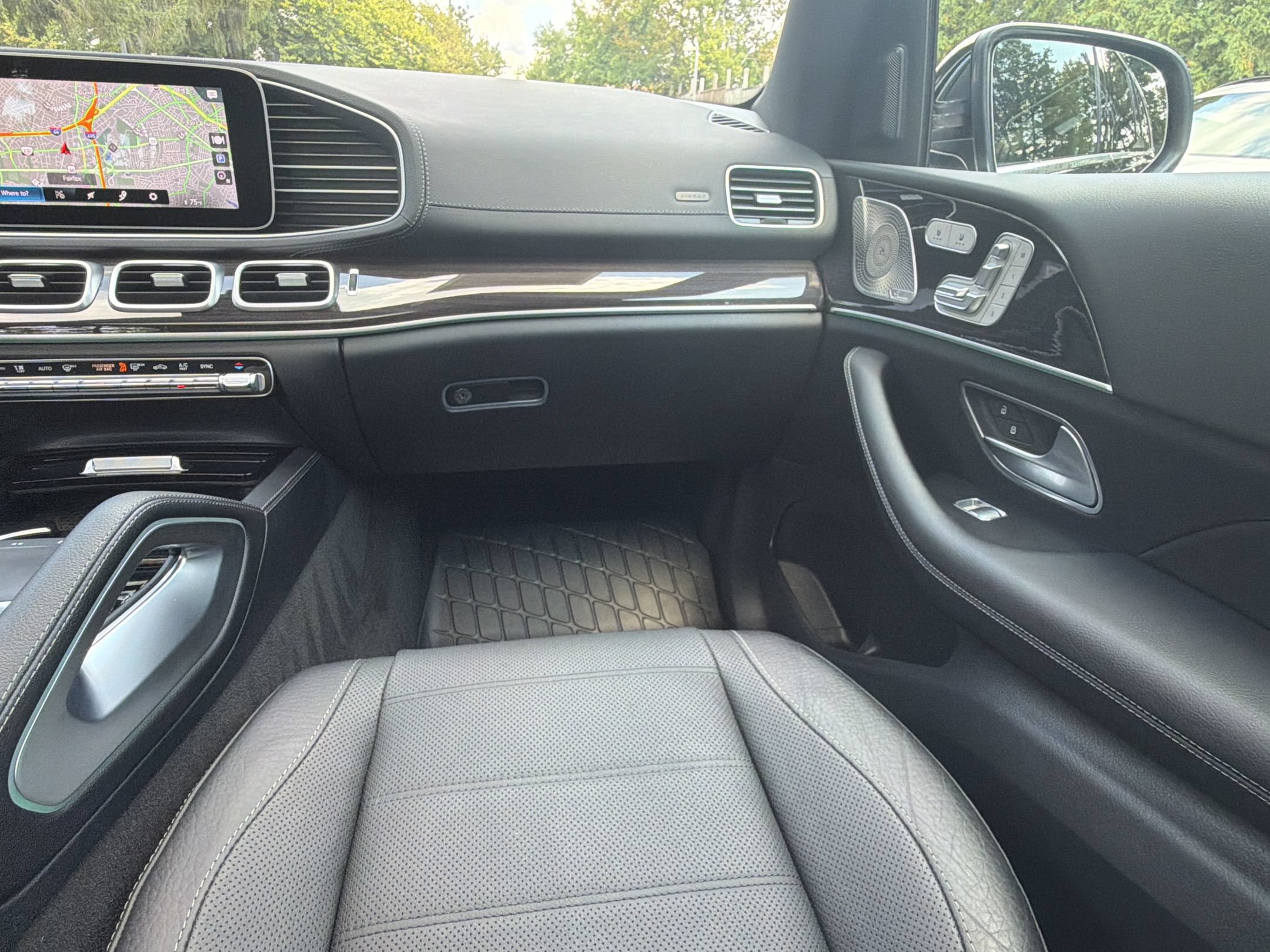 Used 2023 Mercedes-Benz GLS 450 4MATIC image 31