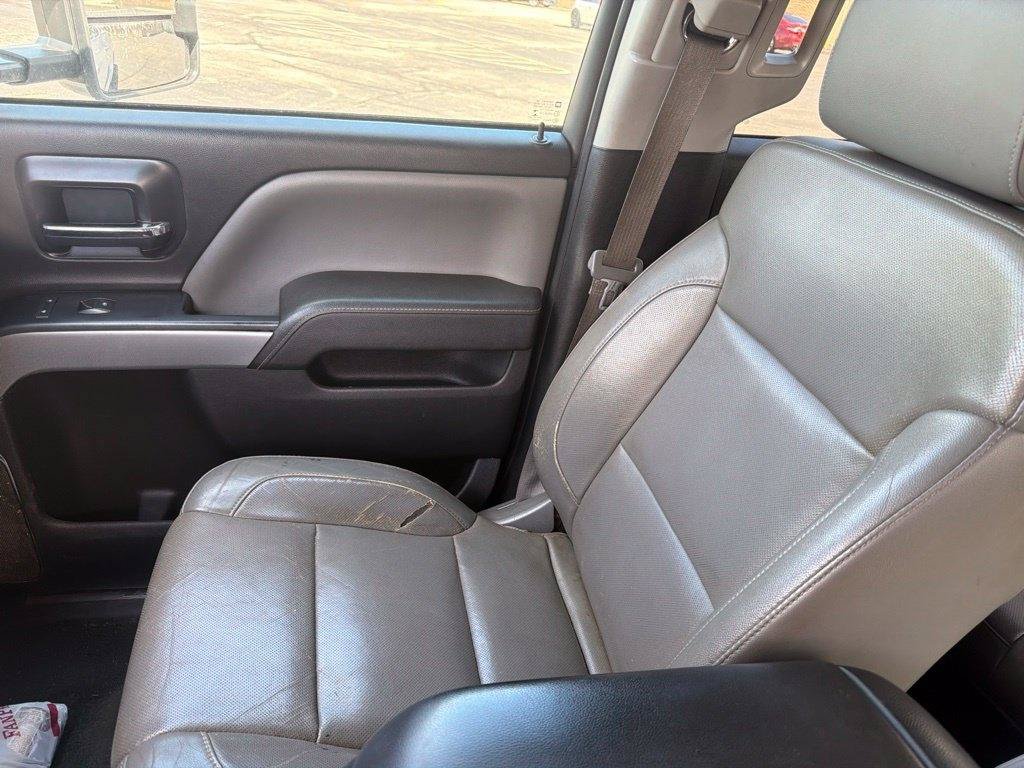 Used 2015 Chevrolet Silverado 2500 LTZ AWD/4WD image 17