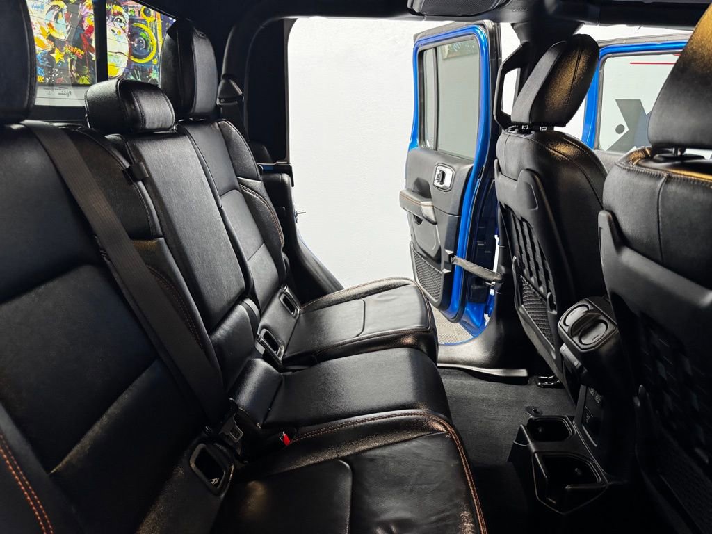 Used 2023 Jeep Gladiator Mojave w/ Cold Weather Group image 44