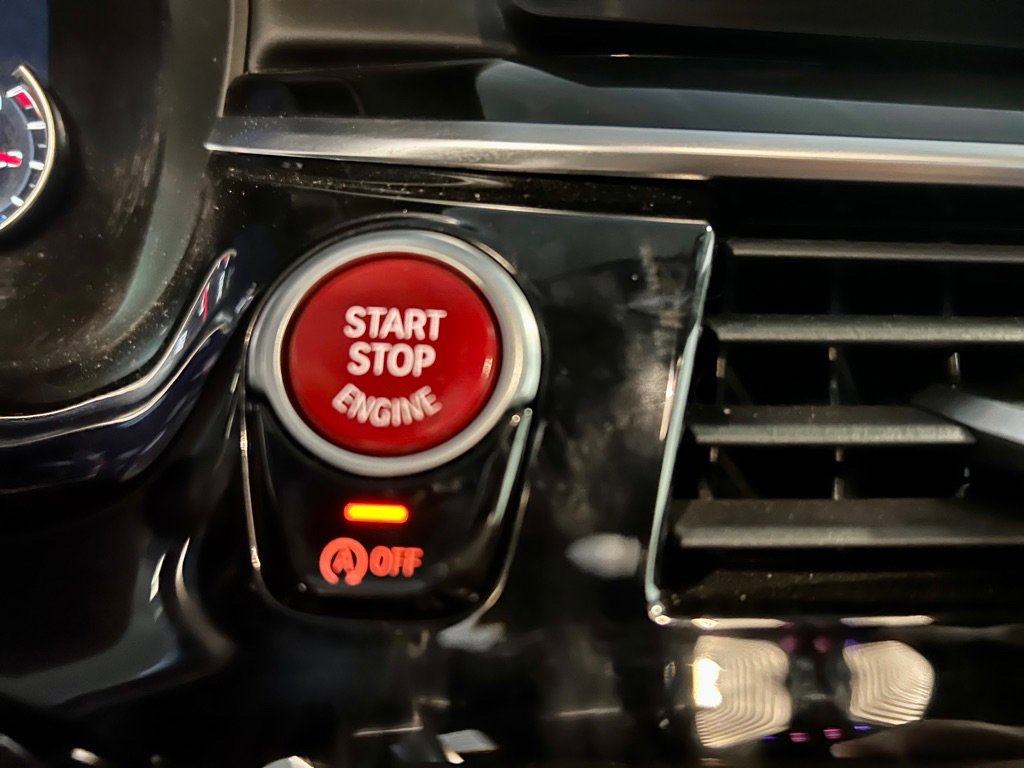 Used 2018 BMW M5 image 16