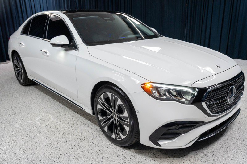 New 2026 Mercedes-Benz E 350 Sedan image 3